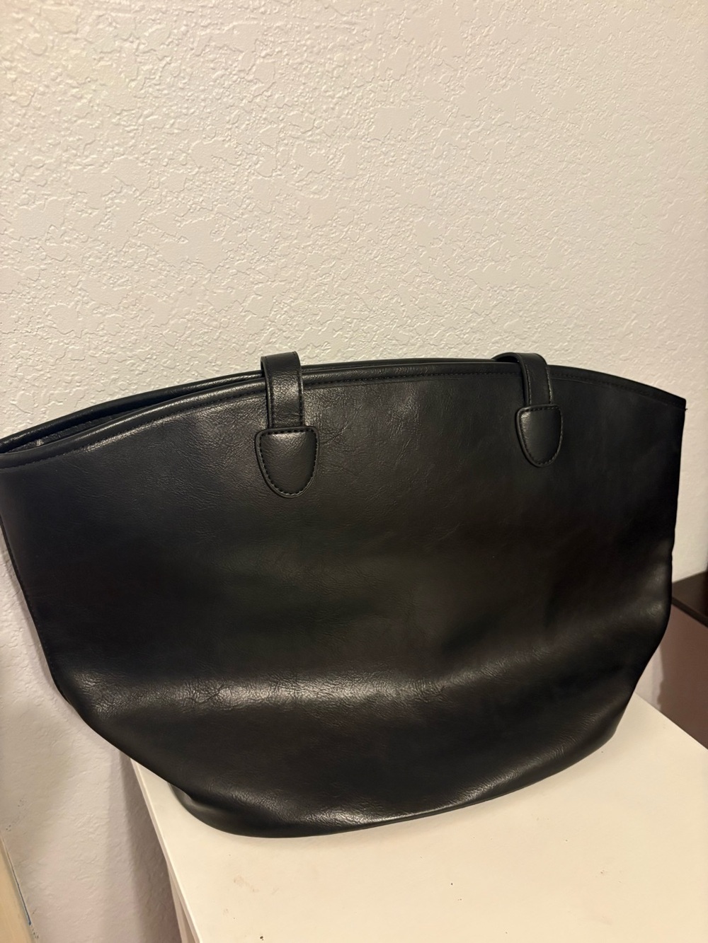 Abercrombie & Fitch faux leather slouchy bag  (Khaite look)